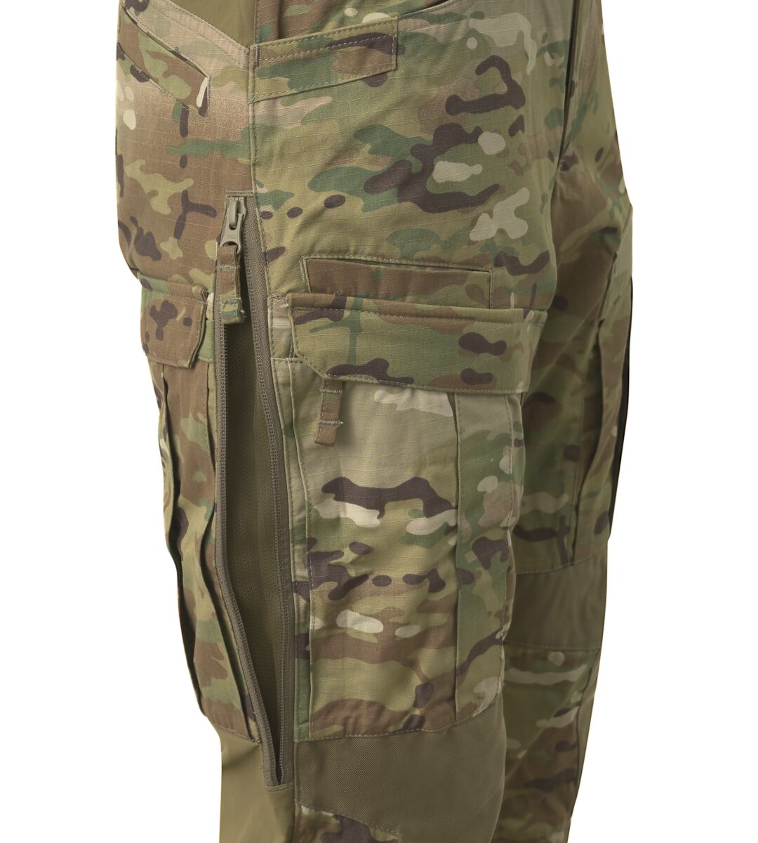 MCDU MultiCam pükste reietaskud ja lukuga ventilatsiooniava